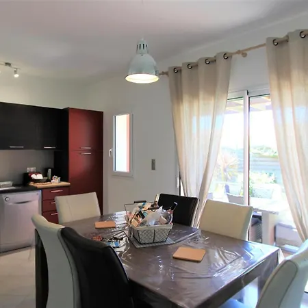 Cala Corsa - 3 Et 4 - Cala Rossa Porto-vecchio - Entierement Climatisees Avec Piscine Chauffee Partagee Et Piscines Privees - Internet Gratuit * Porto-Vecchio (Corsica)