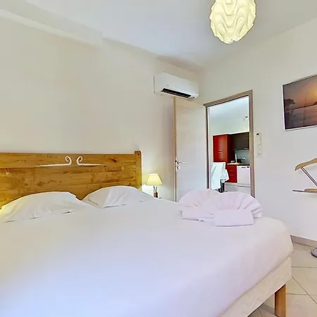 Cala Corsa - 3 Et 4 - Cala Rossa Porto-vecchio - Entierement Climatisees Avec Piscine Chauffee Partagee Et Piscines Privees - Internet Gratuit *