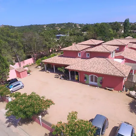 Villa Villas Cala Corsa - 3 Chambres Piscine Partagee Chauffee - Cala Rossa Porto-Vecchio - Villas Entierement Climatisees - Internet Gratuit *