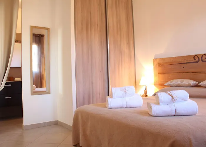 Cala Corsa - 3 Piscine Partagee Chauffee - Cala Rossa Porto-vecchio - Entierement Climatisees - Internet Gratuit Willa